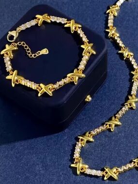 Gold X-Link Crystal Bracelet